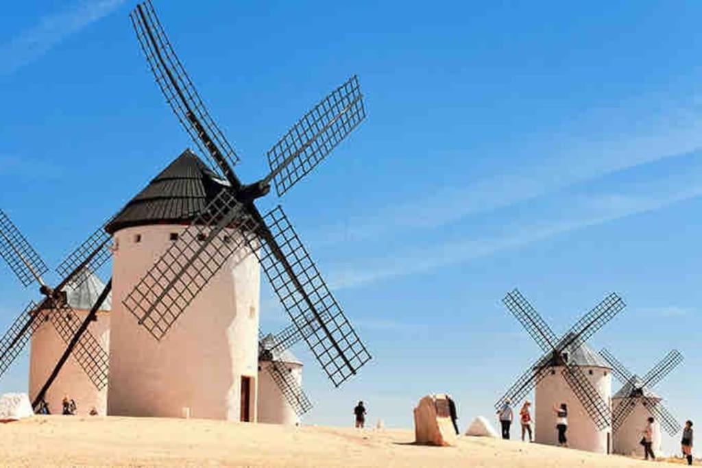 Apto. Singular En La Mancha Banco De Inversiones Argamasilla De Alba Bagian luar foto